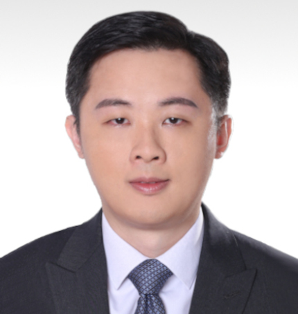 Hong Kong qualified real estate lawyer Amadeus-Lau