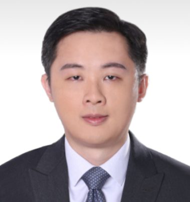 Hong Kong qualified real estate lawyer Amadeus-Lau